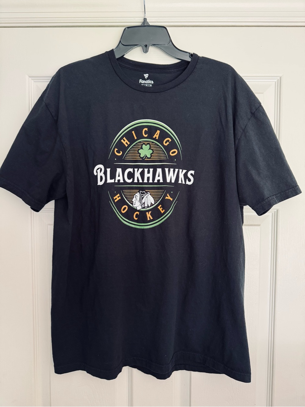 Chicago Blackhawks hockey Men’s T-shirt size XL 🏒🥅 🖤